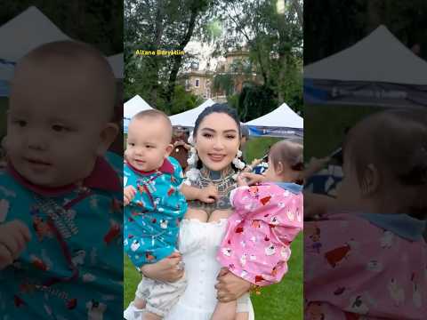 Алтана бурятская с детьми на фест в Хулун-Буир АРВМ. Altana Buryati on a fest