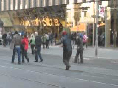 HORST trifft DR MOTTE DEMO 350 am 3.10.2010