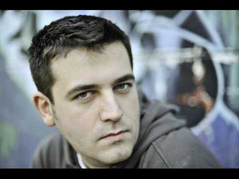 Kamelia Mark Eli feat George Hora Undeva in Balkani