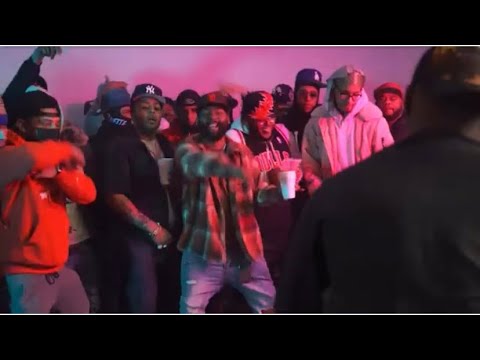 “Talking caliente”🔥 #behindscenes Nelly Nelz  ft El fother #jersey #newyork