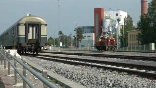 Regional train 747 stops and locomotive changes head on Pääskylahti