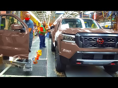 Inside the Insane Japanese Mega Factory Producing the Nissan Frontier - Production Line