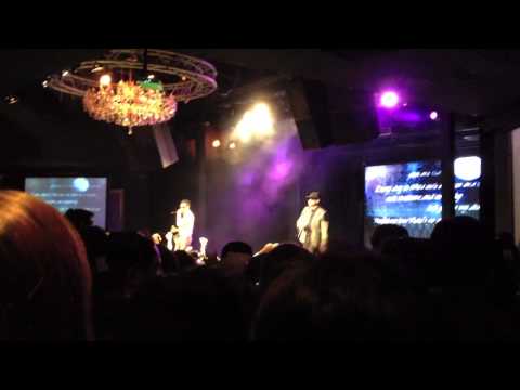 [FANCAM] LEESSANG - You're The Answer To A Guy Like Me @ Singapore Showcase 131130