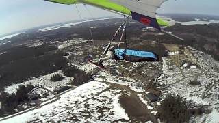 preview picture of video 'Nice spring flight over Vesivehmaa airstrip'