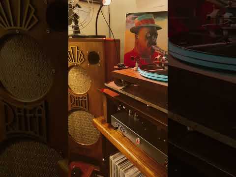 Big Ben. #300b #vinyl #vinyloftoday #turntable #tubeamplifier