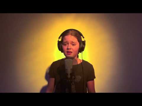 'Tomorrow' Annie (Wieke Philine cover)