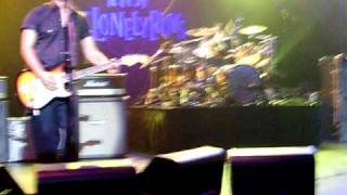 Los Lonely Boys Biloxi ~ I&#39;m A Man