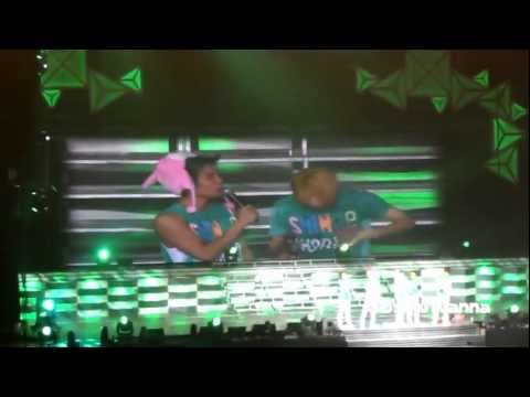 [Fancam] 110910 SHINee World in Singapore Ending Taemin sings I Love You