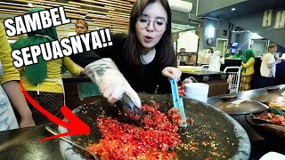 DISINI SAMBAL NYA DIBIKIN DADAKAN & SEPUASNYA !!! BERANI ??