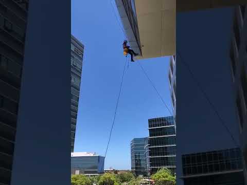 rope access window cleaning - swinging