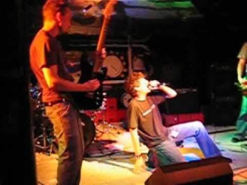TODGER: Pipe Bombs LIVE @ Edwards No. 8, Birmingham - June 2004