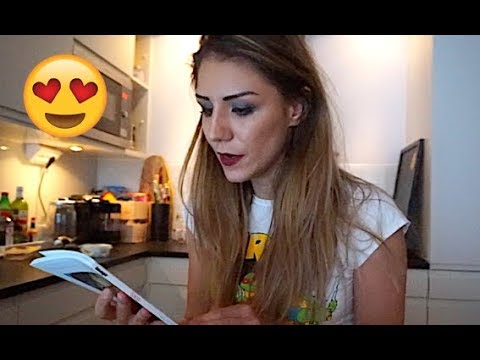 COMICS: SAGA Vol 1-8, Brian K. Vaughan, Fiona Staples, Review I by YunalescaSWE