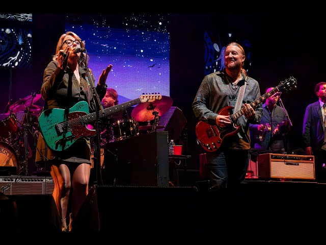 2025.10.11 - Macon - Tedeschi Trucks Band, Gov’t Mule & Duane Betts Light Up Macon