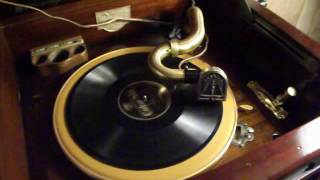 Victor  Victrola 7-30 Orthophonic Using Audak Reproducer Attachment