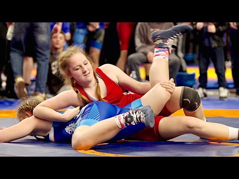 U15 Anastasija Bogdanovica (LAT) vs Patricie Jezkova (CZE) 66kg. Women girls youth wrestling.