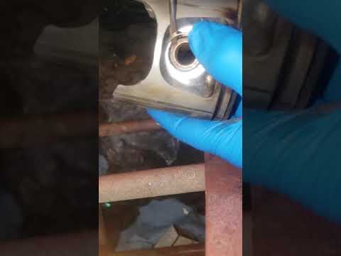 Piston Wrist Pin C-clip Install Trick.