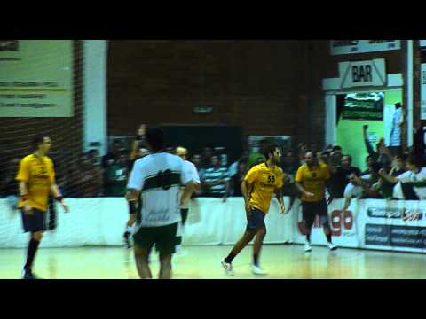 Jugada amb gol del Handbol Bordils - BM Antequera