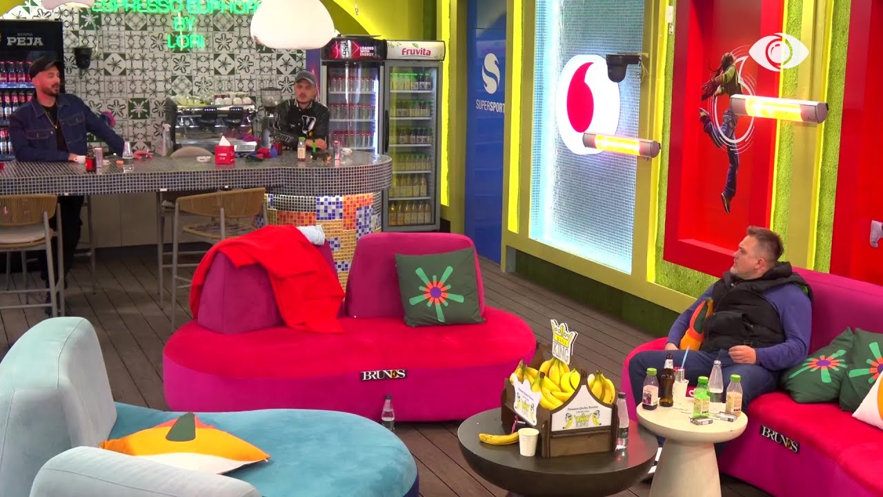 E prisha lojën me qëllim, Juli debaton me Romeon