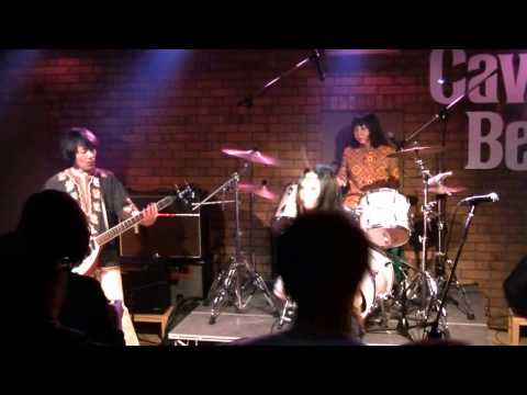The Whys - Misirlou @Cavern Beat 福岡 23rd March 2014