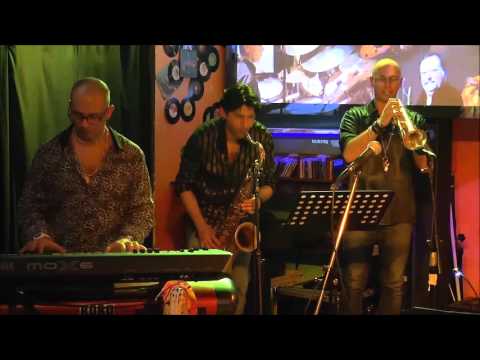 Tributo a James Brown, Live