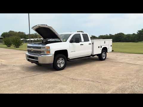 2015 White /Gray Chevrolet Silverado 2500HD (1GC2CUEG3FZ) with an 6.0L V8 OHV 16V FFV engine, 6A transmission, located at 17760 Hwy 62, Morris, OK, 74445, (918) 733-4887, 35.609104, -95.877060 - 2015 CHEVY SILVERADO 2500 HD 2WD BI-FUEL SYSTEM THAT RUNS ON CNG OR GASOLINE WITH 6.0L V8 ENIGINE. IT FEATURES POWER LOCKS, POWER WINDOWS, MANUAL SEATS, CLOTH INTERIOR, CRUSIE CONTROL, TRACTION CONTROL, AM/FM RADIO, NO BACK SEAT HAS OPEN TOOL BOX, (ADDITIONAL BACK SEAT INCLUDED), PIPE VISE, AND TOOL - Photo#29