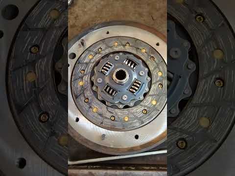 how to replace clutch plate Honda Civic|#clutch #repair #honda #shorts #short #viral #video #reels