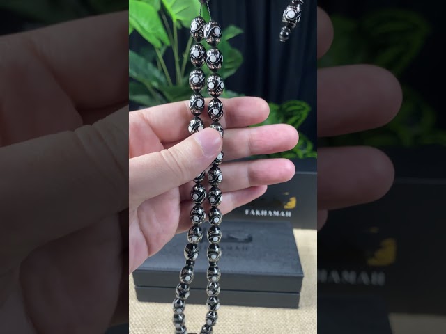 سبحة يسر طبيعي مطعم بالفضة والمرجان الأبيض