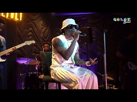 Oxlade performs live in Lagos with Coloz Band