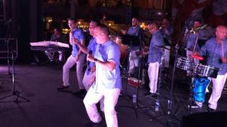 Juguete de Nadie - Luisito Ayala y La Puerto Rican Power