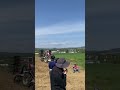 GUNUNGNYA GEDE BANGET Short Gununggede