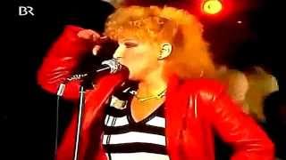 Bette Midler - My Knight In Black Leather (Musikladen `79) HD