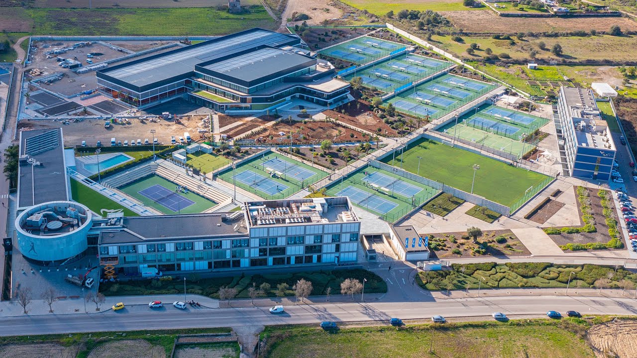 La Liga and the Rafa Nadal Academy sign a framework collaboration ...