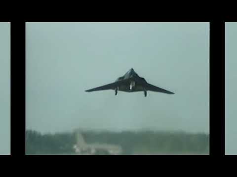 From the Archives: F-117 from 1990 EAA Convention and Fly-In