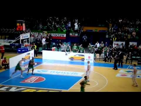 Debiut Mateusza Czempiela w PLK