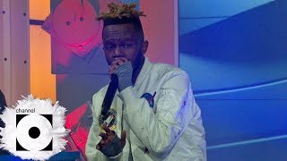 DJ Vetkuk vs Mahoota perform Ziwa Murtu with Kwesta - Massive Music | Channel O