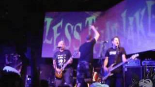 Less Than Jake - Jen Doesn&#39;t Like Me Anymore Live Eazy - SP - BR - 19/04/2009