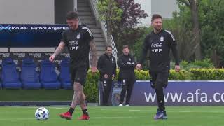 Download lagu Messi leads Argentina practice ahead of World Cup Qualifiers against Peru| Selección Mayor mp3