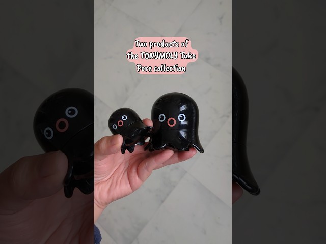 Vídeo relacionado con TONYMOLY Tako Pore Blackhead Scrub Stick - Sebum Blackheads Whiteheads Remover with black mud and charcoal, K-Beauty Skincare, 10g