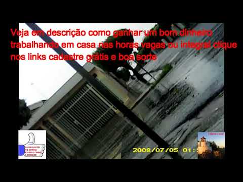 Caiu um pé dagua de chuva  no bar do buso kkkkkkkkk