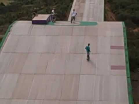 Kyle - FS Grind - Bob's Mega Ramp