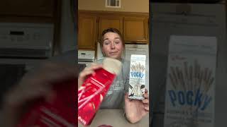 Cookies n Cream and Strawberry Pocky | Taste Test