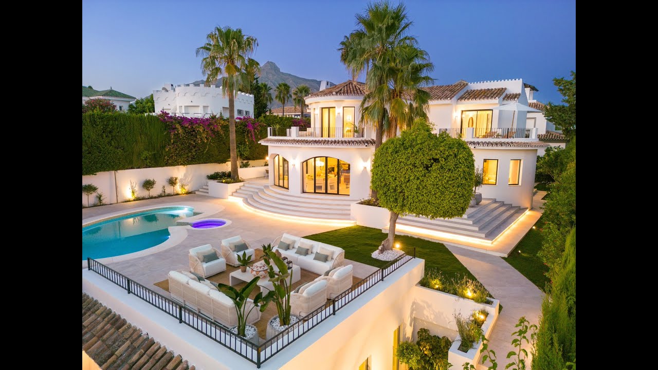 Elegant Villa Embracing Luxury and Comfort, For Sale in Aloha, Nueva Andalucia, Marbella