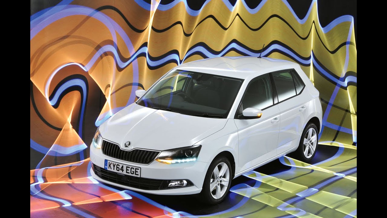 Skoda Fabia - What Car? Car of the Year 2015 winner