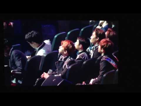 170408 EX0 REACTION (BAEKHYUN 백현 cute moment) - Yin Yue Tai V-Chart Award 2017(第五届音悦V榜年度盛典)