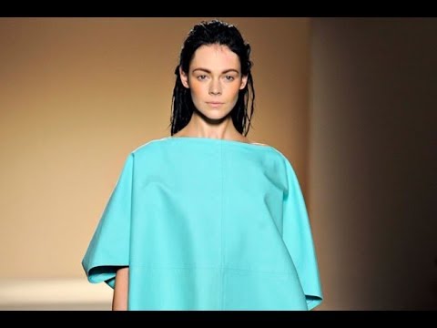 MAX MARA Spring Summer 2012 Milan - Fashion Channel