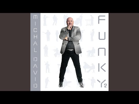 Dám si kytku do klopy