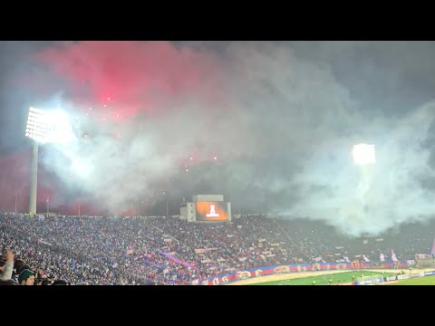 "U de Chile vs Carabobo, recibimiento y goles" Barra: Los de Abajo &bull; Club: Universidad de Chile - La U