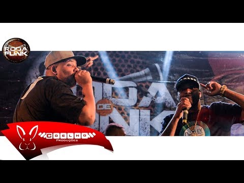 Mc B7 Feat Mc Nego Belo Quebrando tudo na RODA DE FUNK em Manguinhos (COELHO PRODUÇÕES)