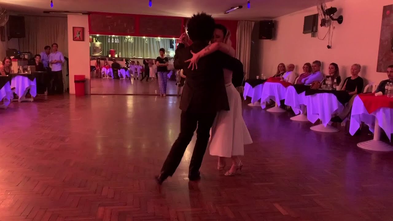 Vinicius Souza y Gaby Mataloni en la 2da Trasnochando Milonga, São Paulo 3/3