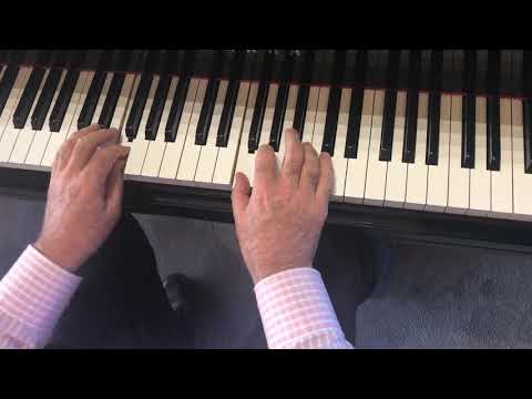Minuet KV 5 Mozart Grade 2 AMEB Series 18 Piano